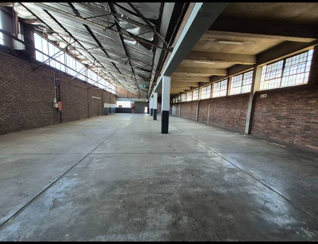 840M² WAREHOUSE TO LET IN BENROSE